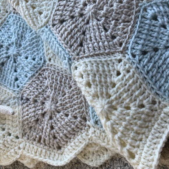 Handcrafted Hexagon Baby Blanket - Picture 4 of 6
